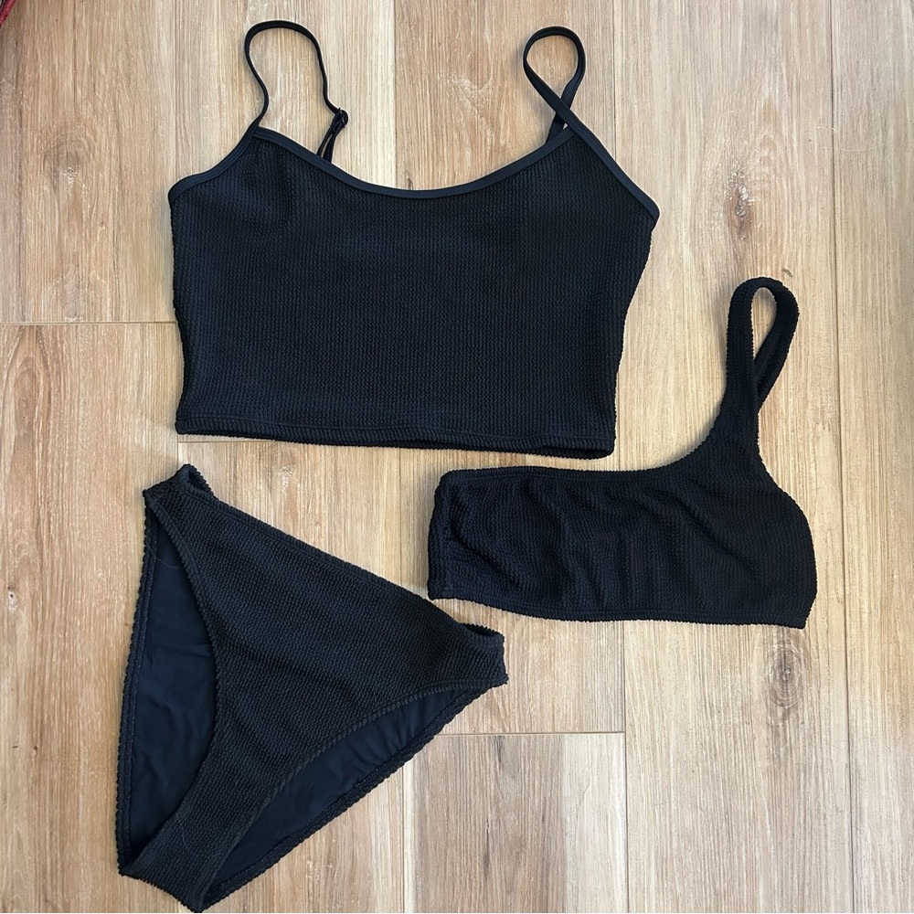 Good American Black Bra and Panty Set